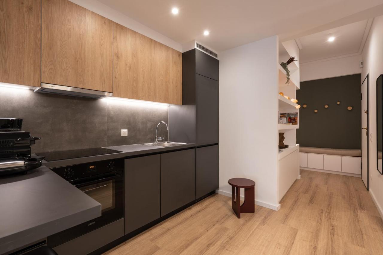 Unique 2 Bedrooms Apartment, Steps To Plaka And City Center Atina Dış mekan fotoğraf