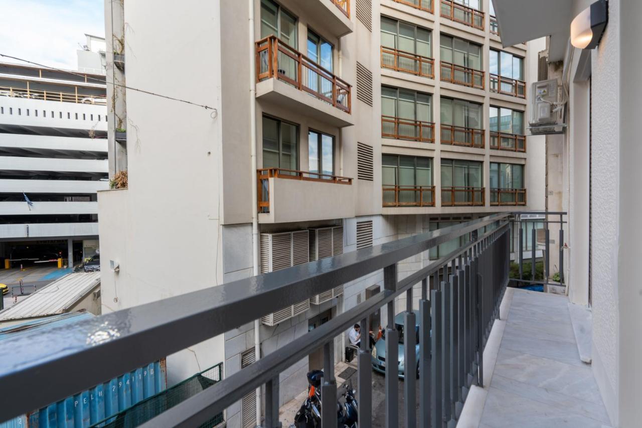 Unique 2 Bedrooms Apartment, Steps To Plaka And City Center Atina Dış mekan fotoğraf