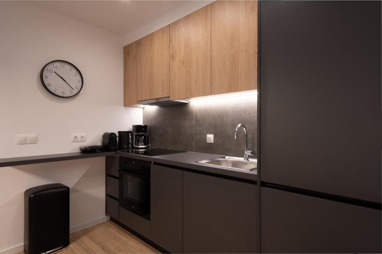 Unique 2 Bedrooms Apartment, Steps To Plaka And City Center Atina Dış mekan fotoğraf